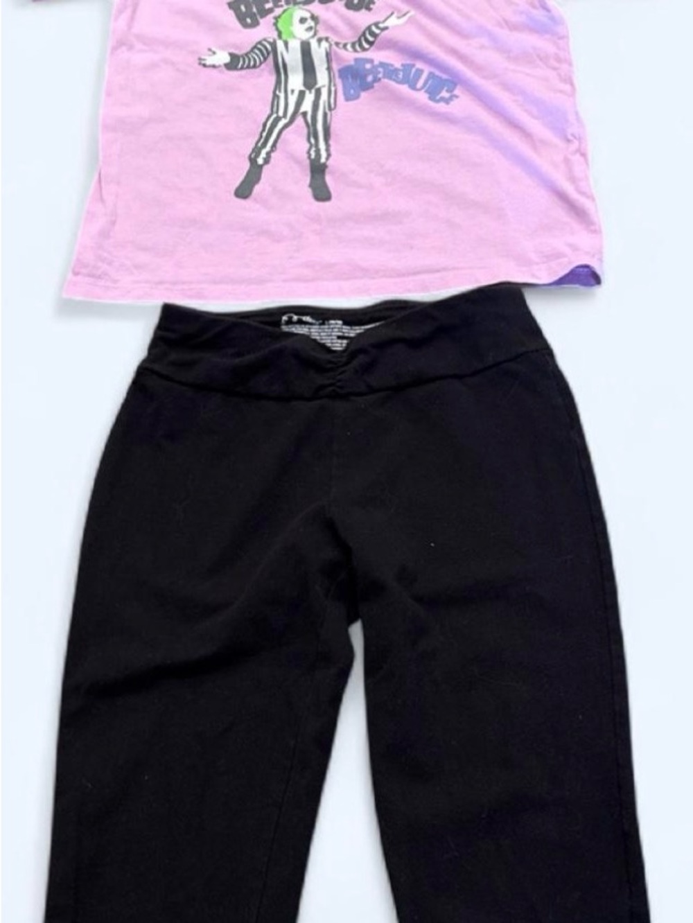 Girls Black capri Leggings with matching pink shirt